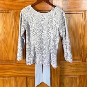 Beautiful lace Dainty Jewells top and skirt set!